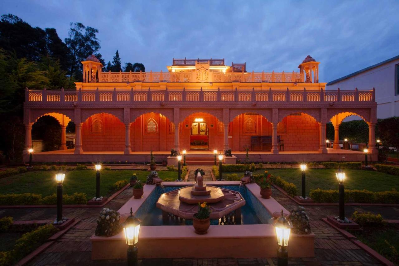 Stayvista At Pink Palace Rajasthani Decor Udagamandalam Exterior foto