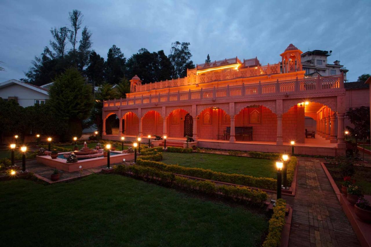 Stayvista At Pink Palace Rajasthani Decor Udagamandalam Exterior foto