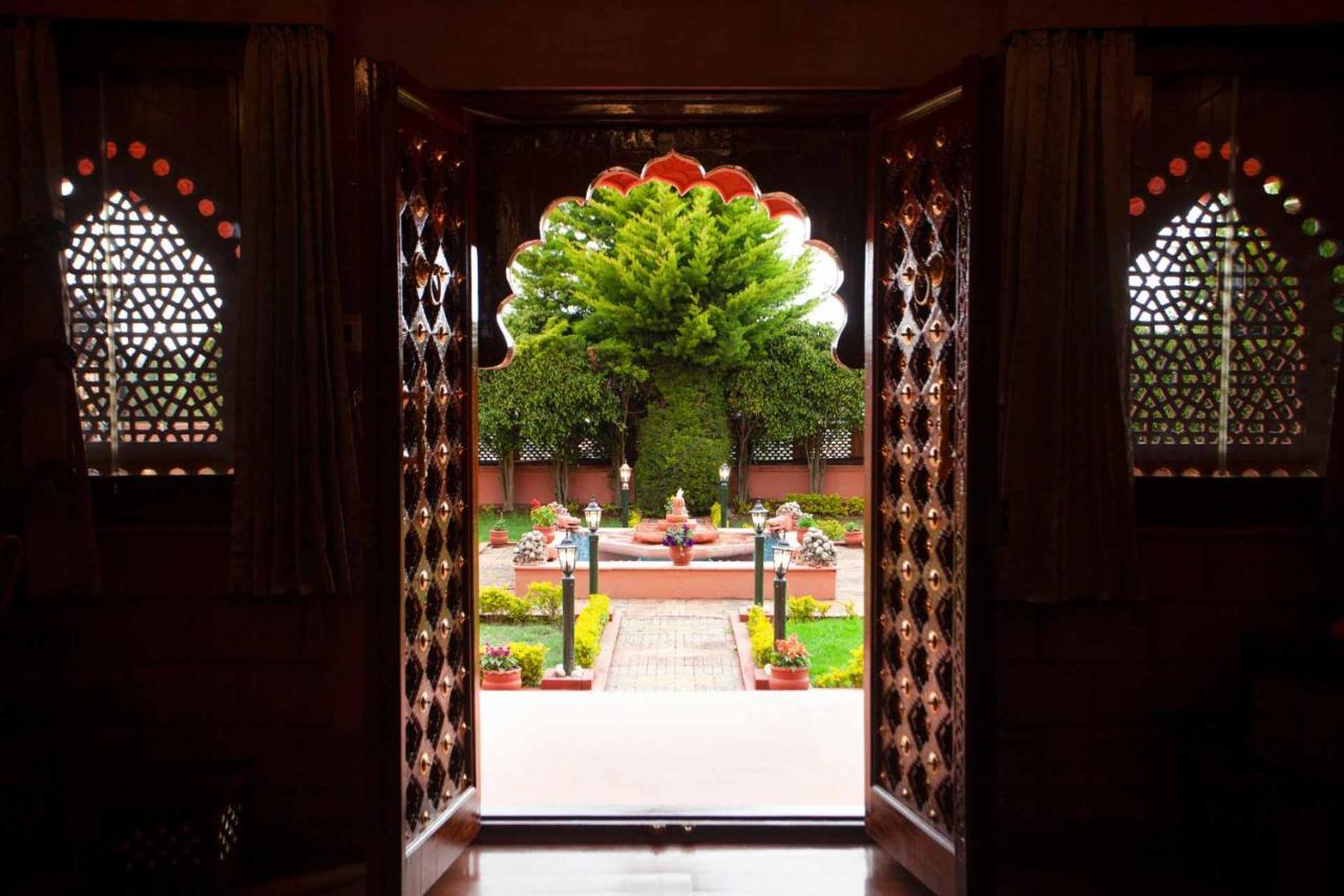 Stayvista At Pink Palace Rajasthani Decor Udagamandalam Exterior foto