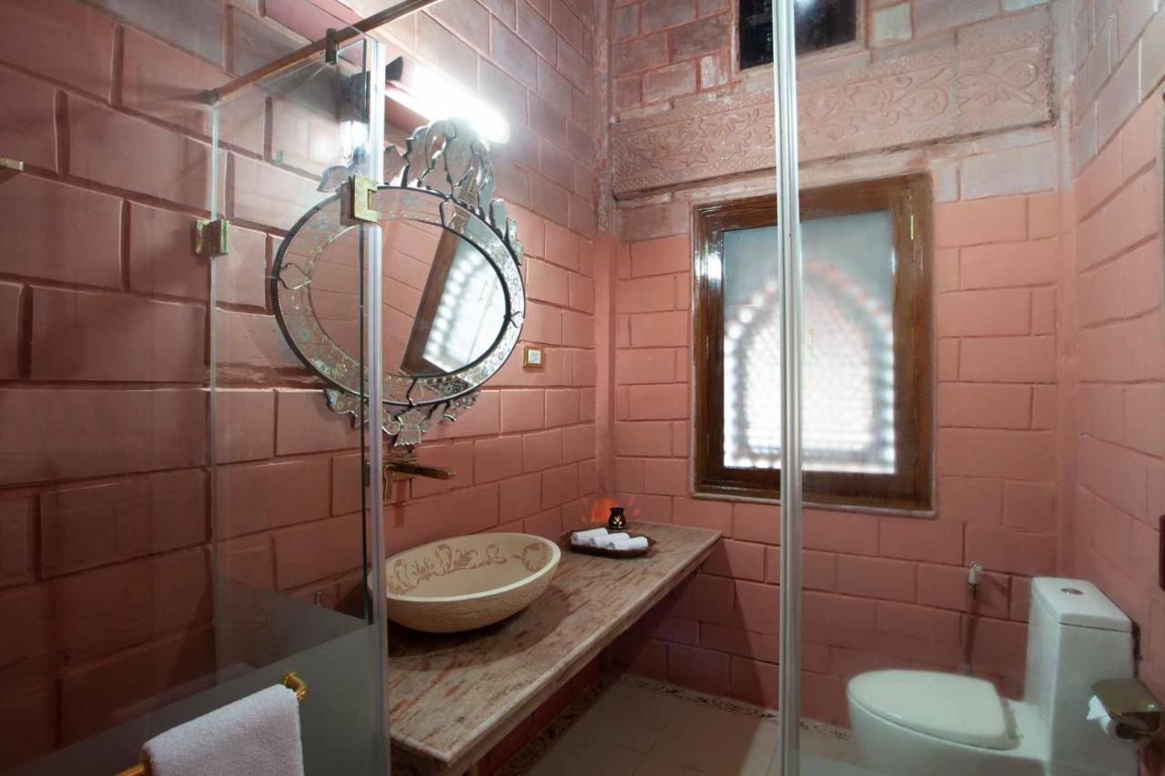 Stayvista At Pink Palace Rajasthani Decor Udagamandalam Exterior foto